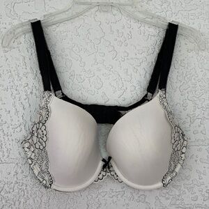 Victoria’s Secret Elegant Black and White Lace dream angels  Bra size 34D
